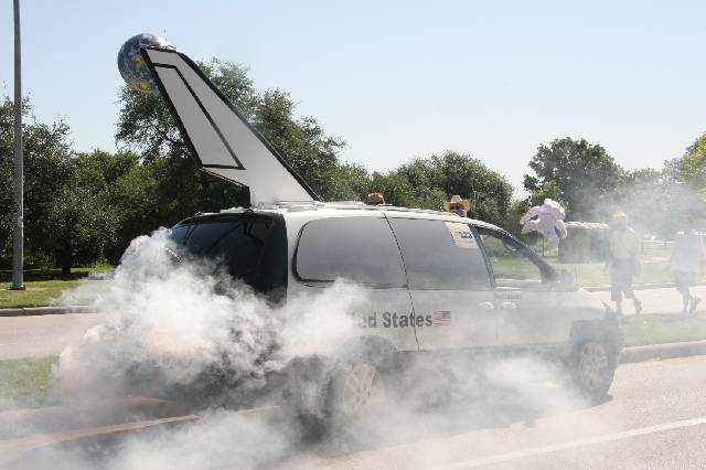 2006_ArtCar_3_Parade 029 